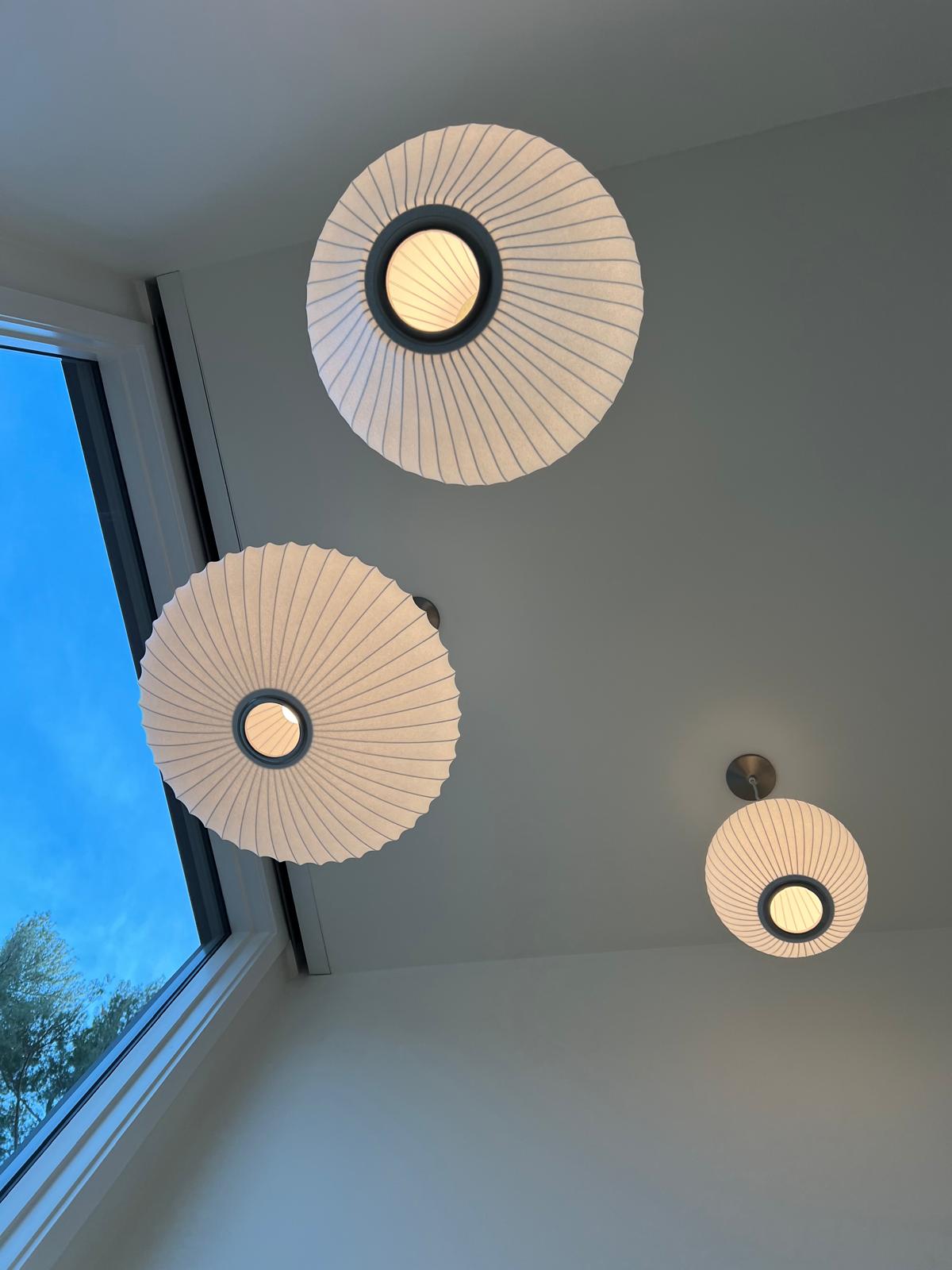 Staircase pendant lighting installation